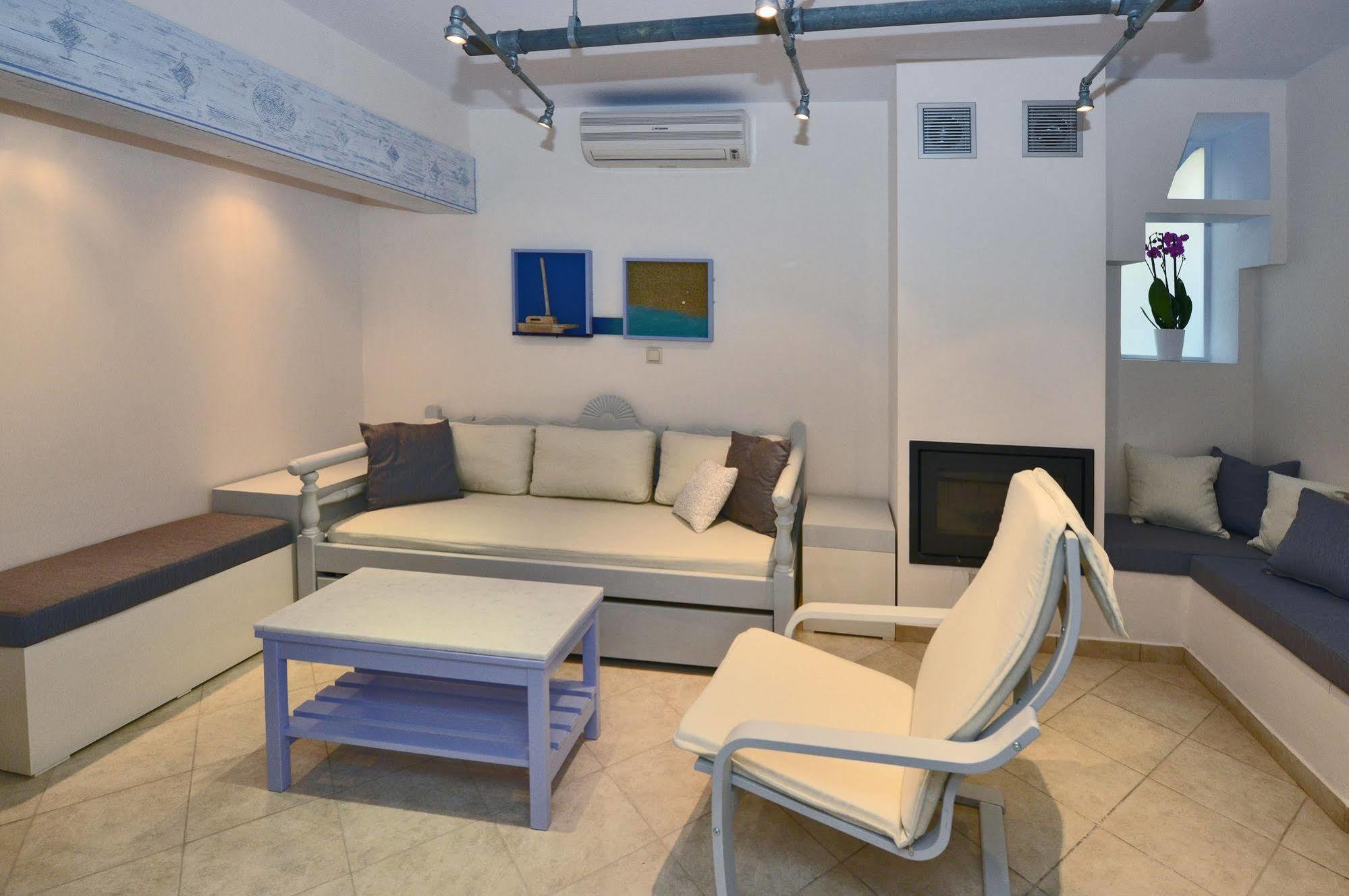桑塔卡捷琳娜公寓 Naxos City 外观 照片